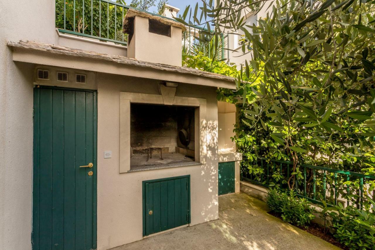 Villa Rogoznica 로고즈니차 외부 사진